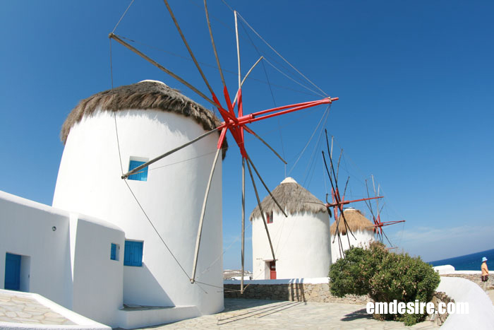 ギリシャ風景写真＠ミコノス島　カト･ミリの風車（朝）【魚眼】